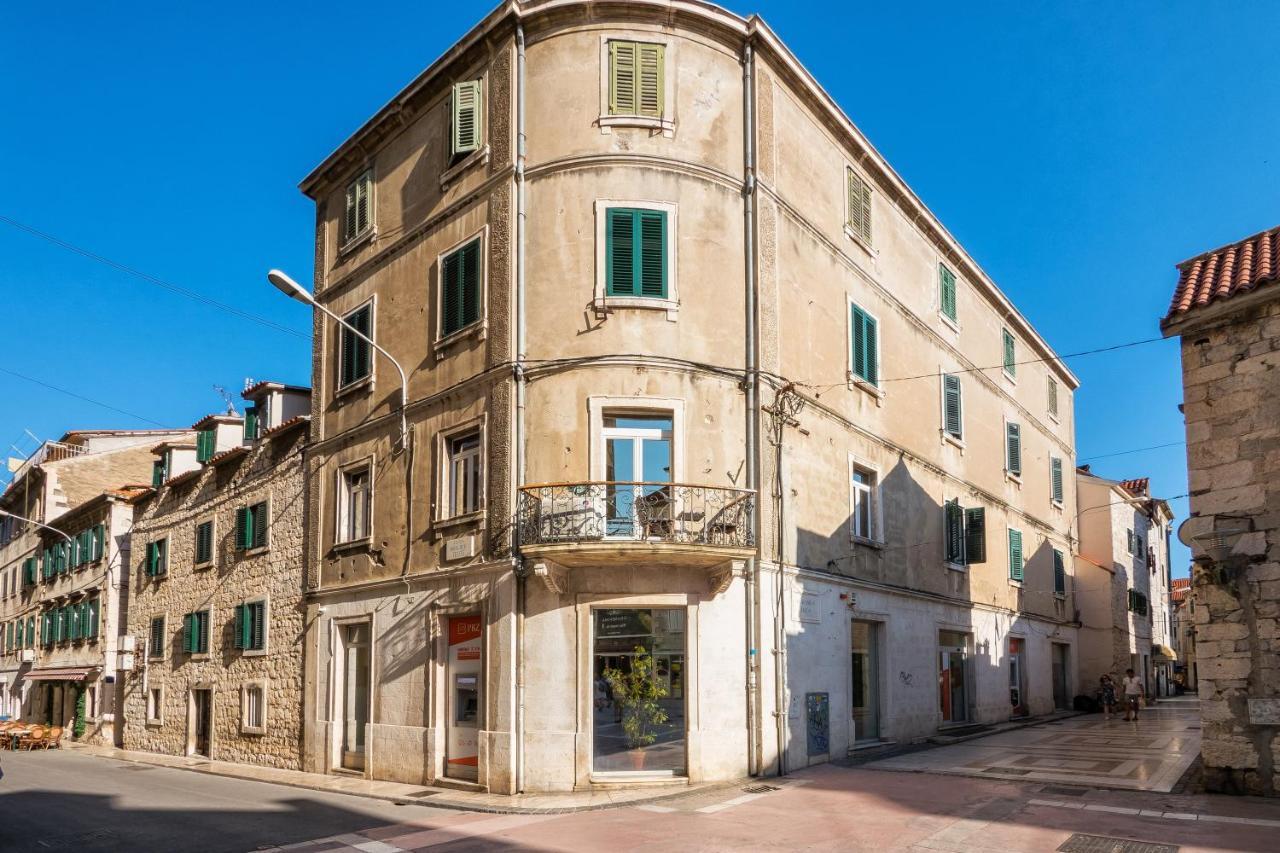 Apartment Queen Teuta In The Heart Of Split Historical Heritage Eksteriør billede