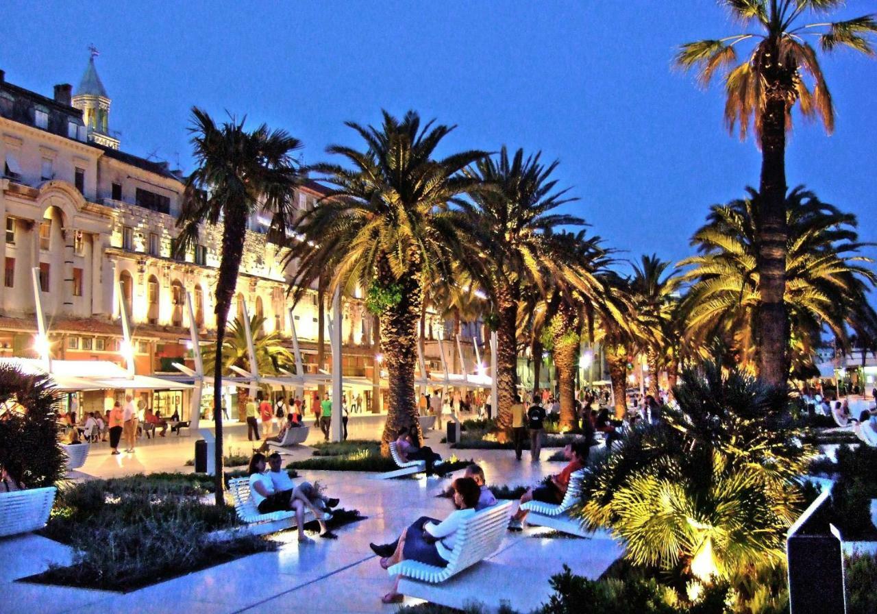 Apartment Queen Teuta In The Heart Of Split Historical Heritage Eksteriør billede